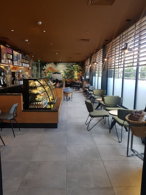 Starbucks Ayass lounge